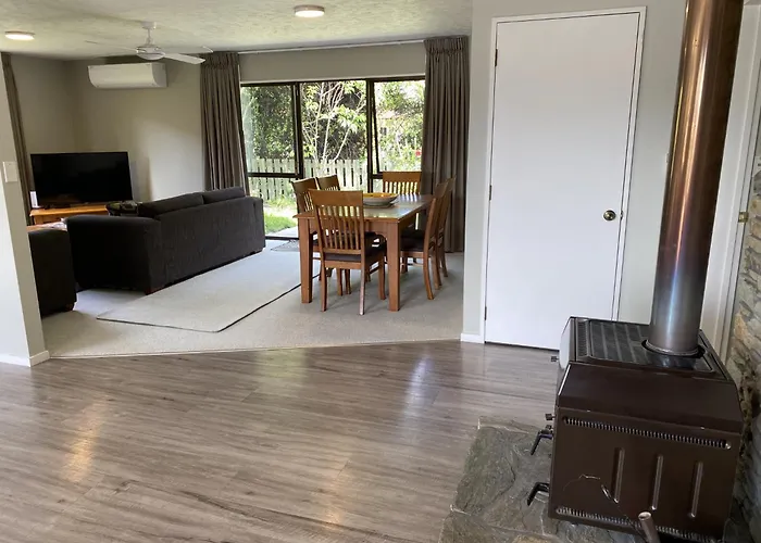 度假居 Sunny Warren In | Walk Everywhere Location 瓦纳卡